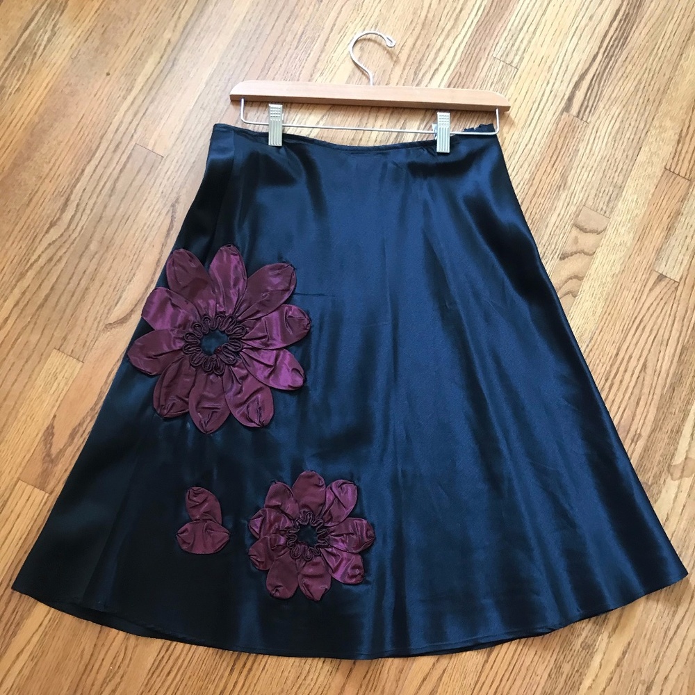 Black Circle Boutique Skirt with Flower Design